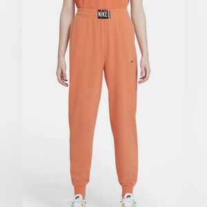 *NWT* Nike Women’s Sportswear Washed Pants Atomic Orange/Black Size 2XL